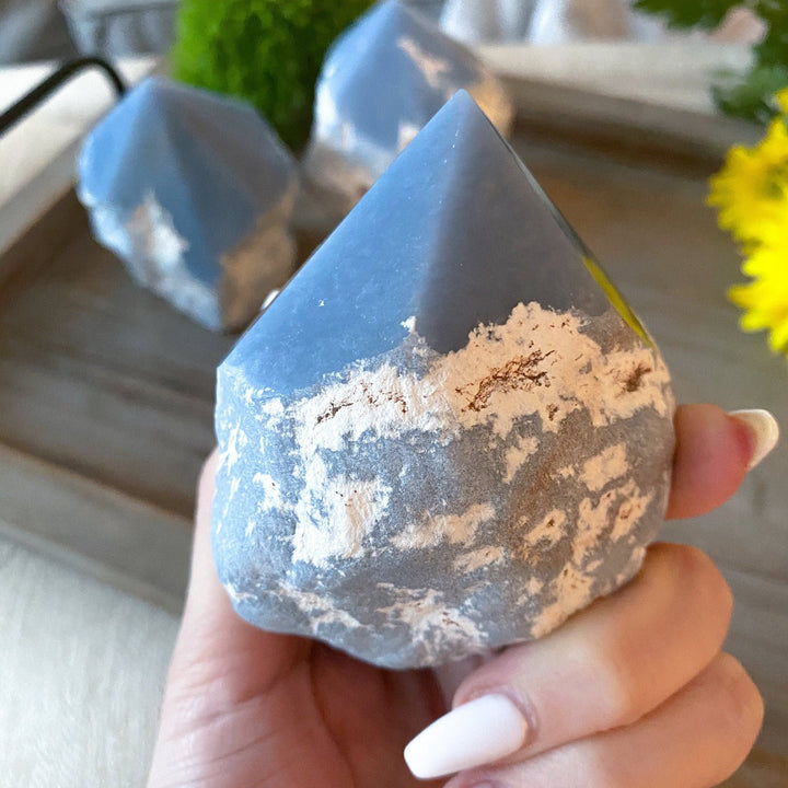 SPIRIT GUIDE Angelite Crystal Top Polish Point