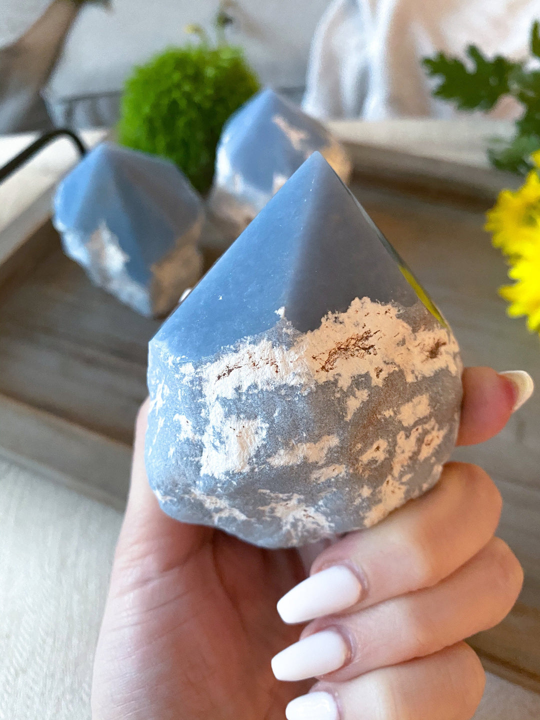 SPIRIT GUIDE Angelite Crystal Top Polish Point
