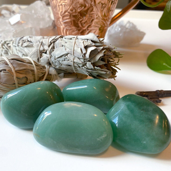 ABUNDANCE Green Aventurine Pebble