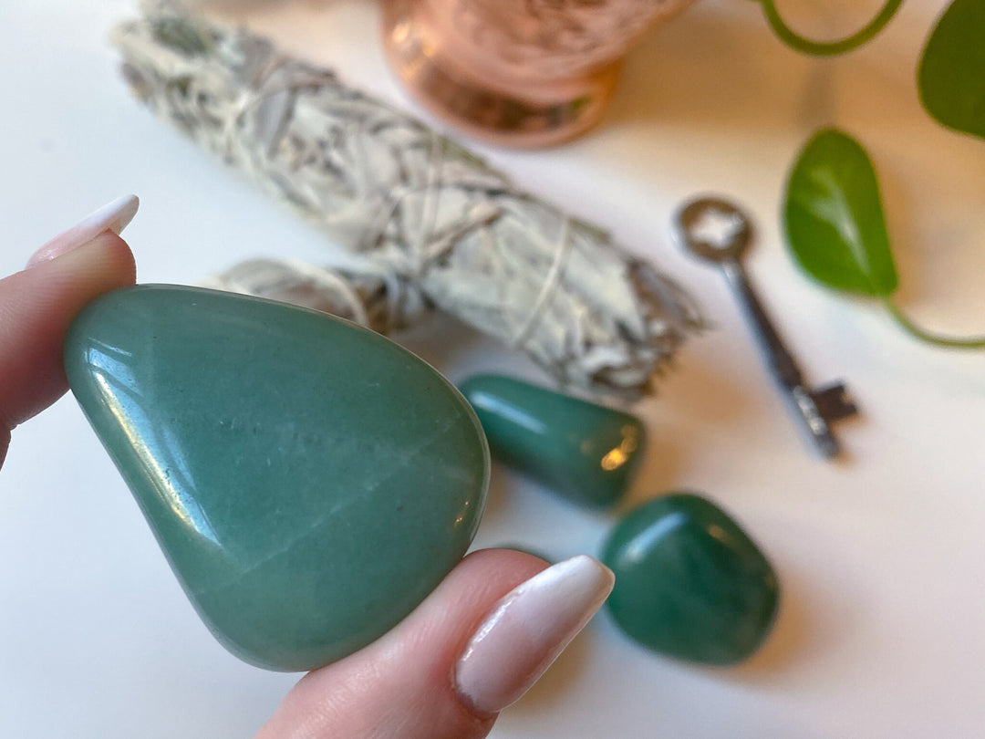 ABUNDANCE Green Aventurine Pebble