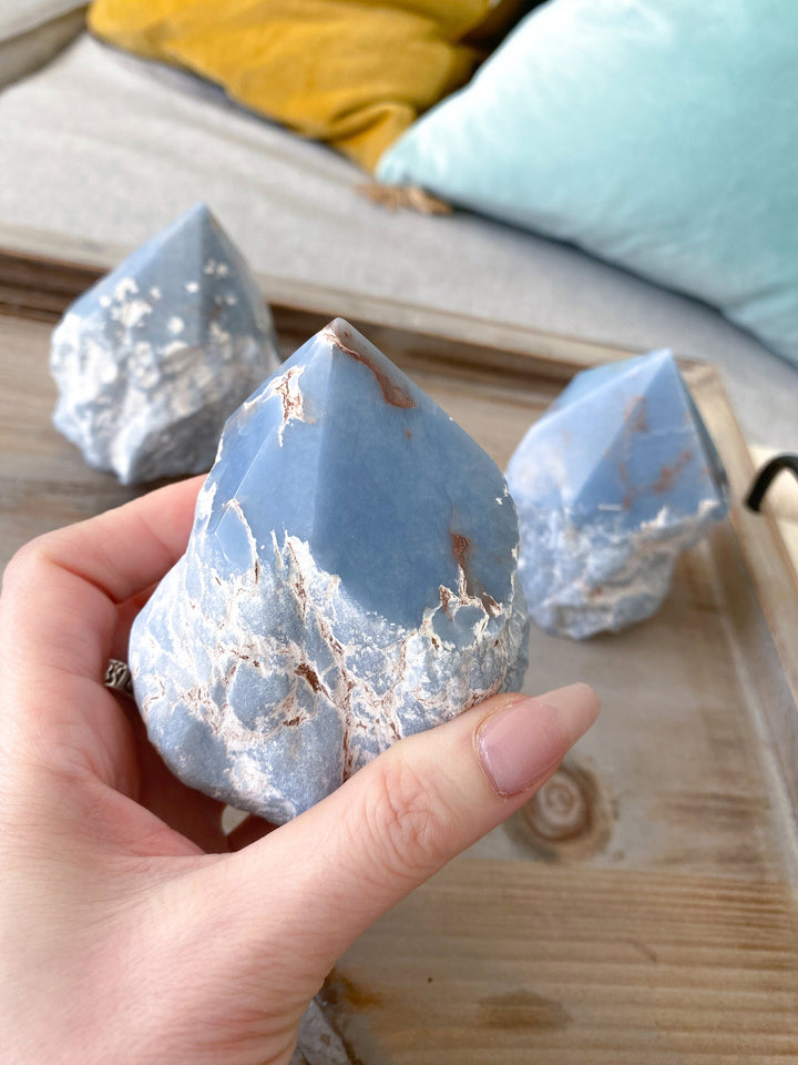 SPIRIT GUIDE Angelite Crystal Top Polish Point