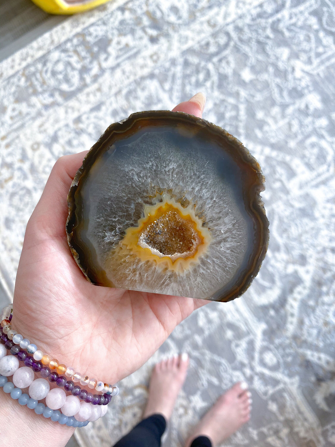 Agate Geode Freestanding - Increase Energy - Calm Nerves - Crystal Therapy - Self-care Stone