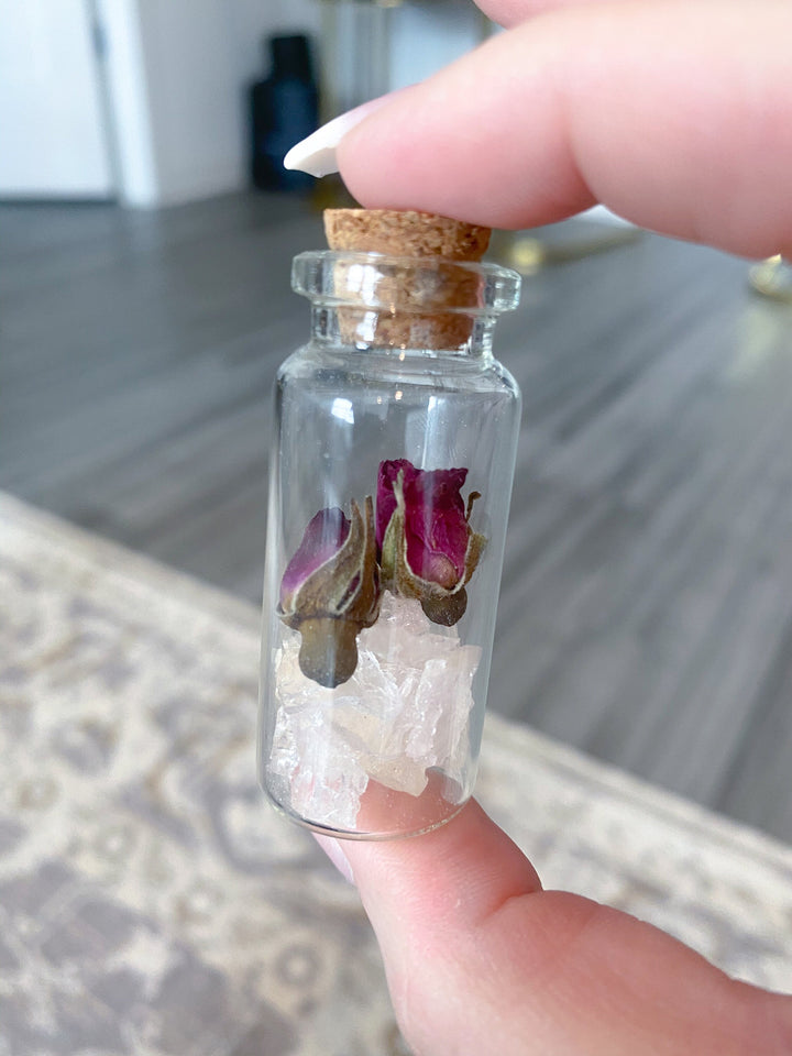 Attract LOVE: Morganite & Roses Chips Love Bottle