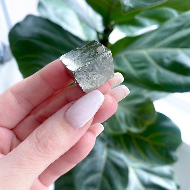 MONEY MAKER Pyrite Cube - Abundance Stone - Wealth Crystal - Intelligence - Memory - Perception - Optimism - Truth - Solar Plexus Chakra
