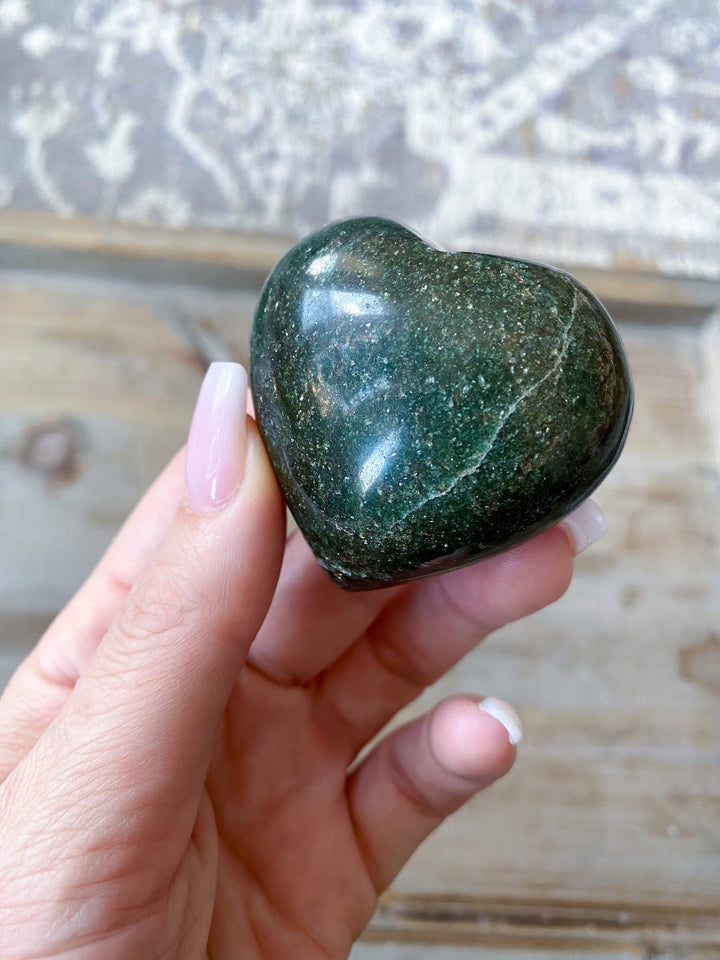 ABUNDANCE STONE - Dark Green Aventurine Heart - Health - Achievement - Success - Money Crystal - Remove Pain - Heart - Prosperity - Happy