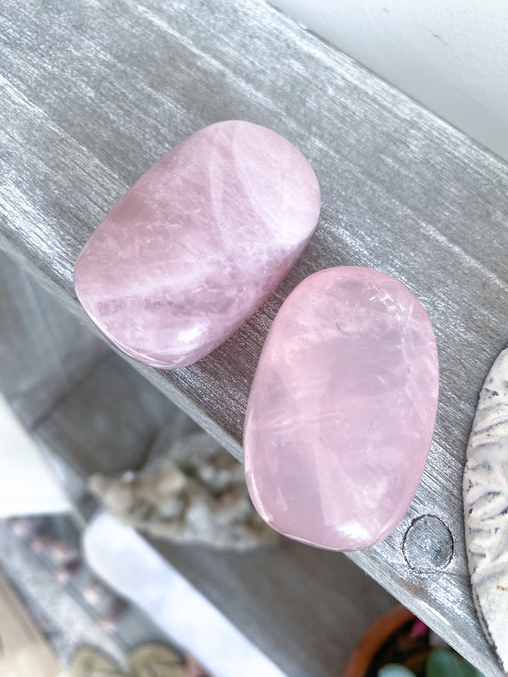 AA Quality Rose Quartz Pebble Stone