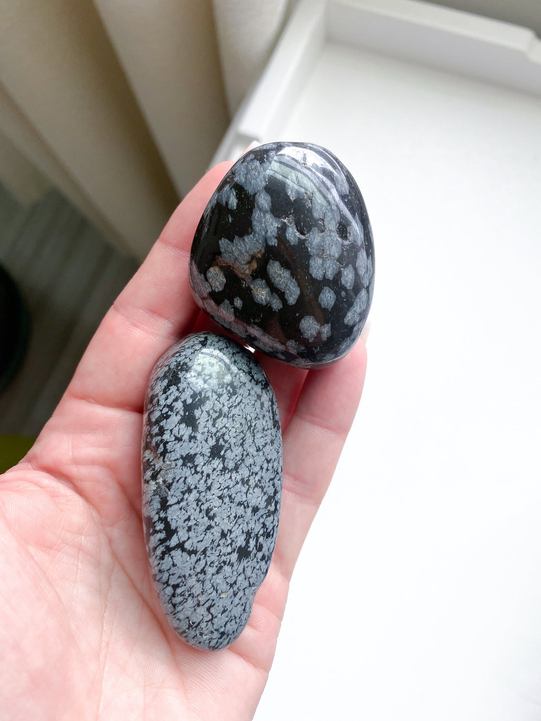 Snowflake Obsidian Pebble Palm Stones