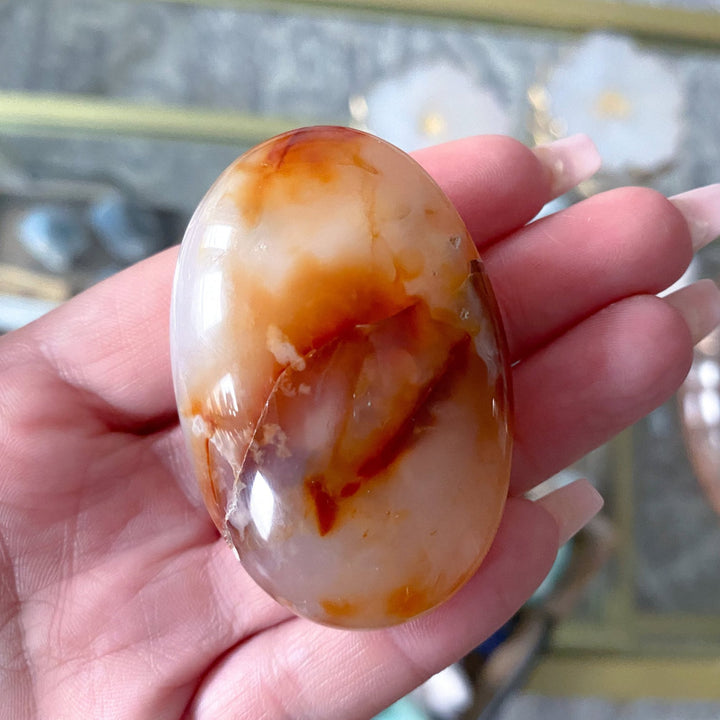 Carnelian Palm Stone - Get Exact Crystal