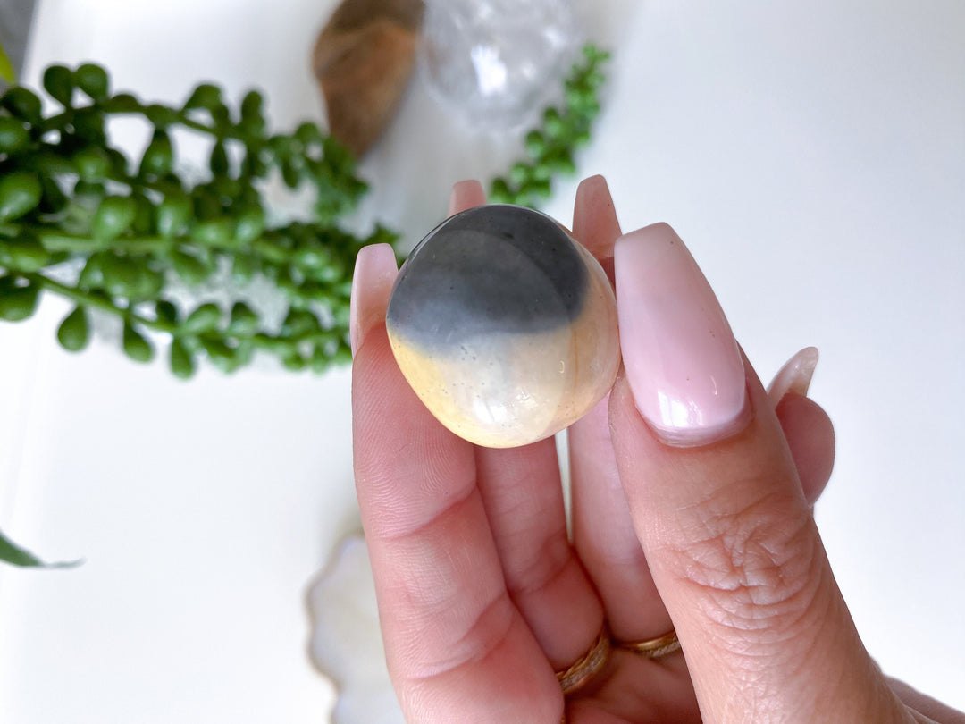 Ombre Maligano Jasper Tumbled Stone - Get Exact Item