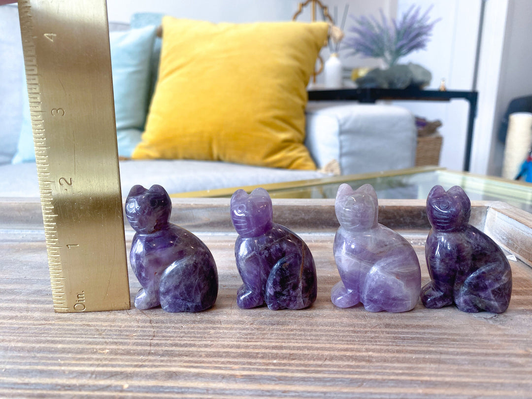 Amethyst Cat Carving- Protection - Energy Cleanse Crystal - Calming - Creativity - Crown Third Eye Chakra