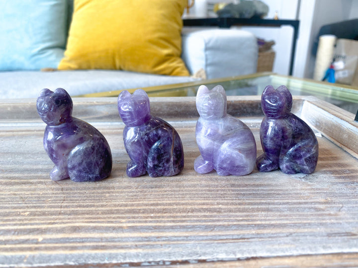 Amethyst Cat Carving- Protection - Energy Cleanse Crystal - Calming - Creativity - Crown Third Eye Chakra