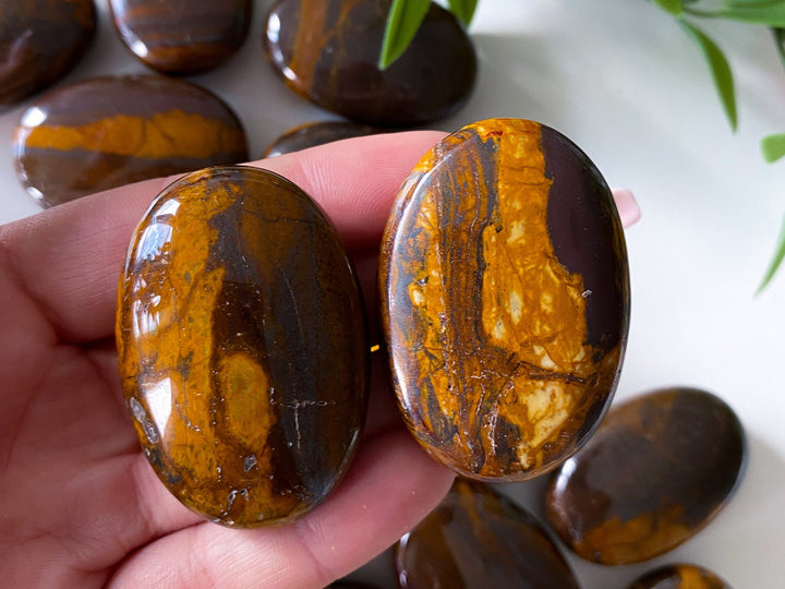 Small Sunset Jasper Palm Stone - Smooth - Grounding - Stability - Emotional Healing -Creativity - Passion - Nature - Inner Strength