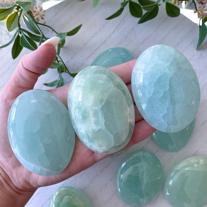 Pistachio Sea Green Calcite Palm Stone