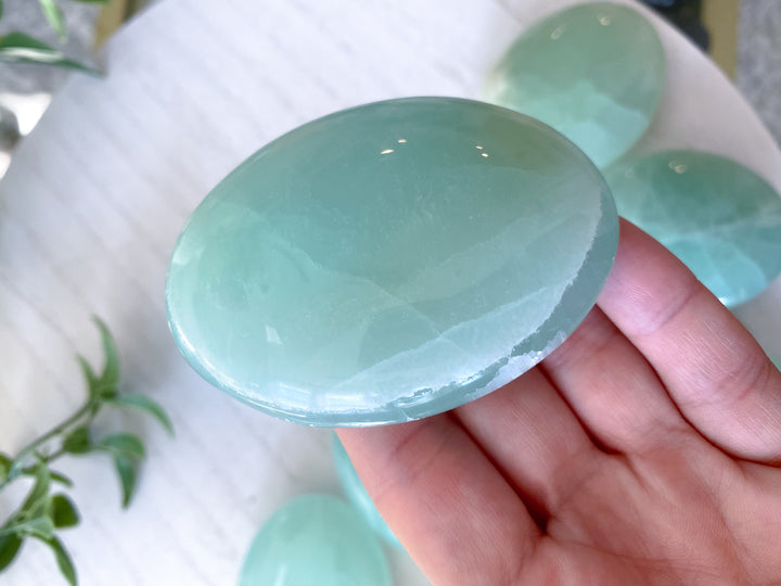 Pistachio Sea Green Calcite Palm Stone