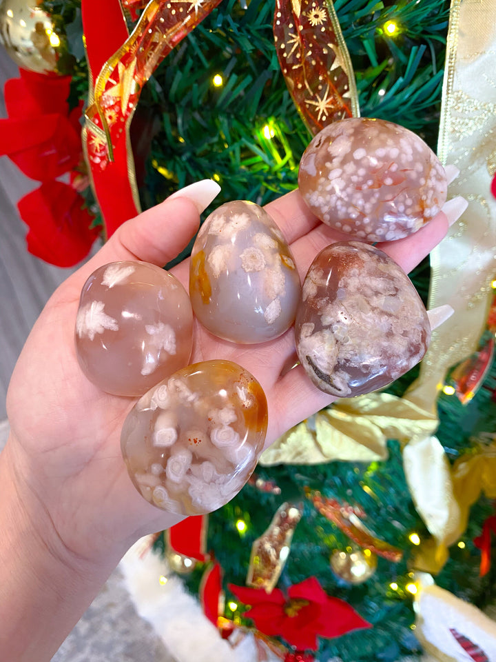 HAPPY Flower Agate Palm Pebble Stone